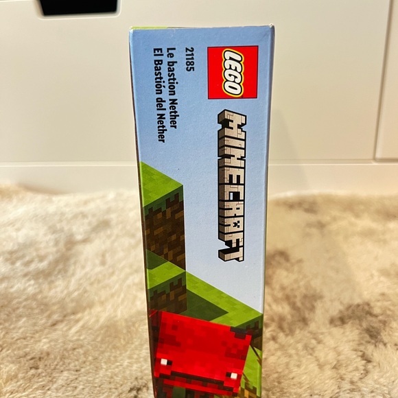 Lego set -21185 - Picture 3 of 6